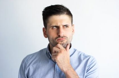 Un homme se demandait comment utiliser le gel pour agrandir son pénis.